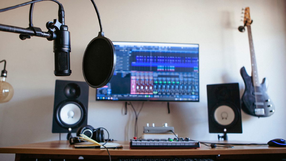 uploads/article/2023/10/ingin-jadi-produser-musik--54199d6c71eb37c.png