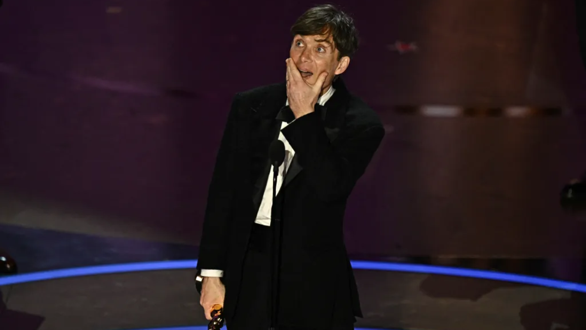 uploads/article/2024/03/oppenheimer-raih-7-oscar--30164162e61dc1c.png