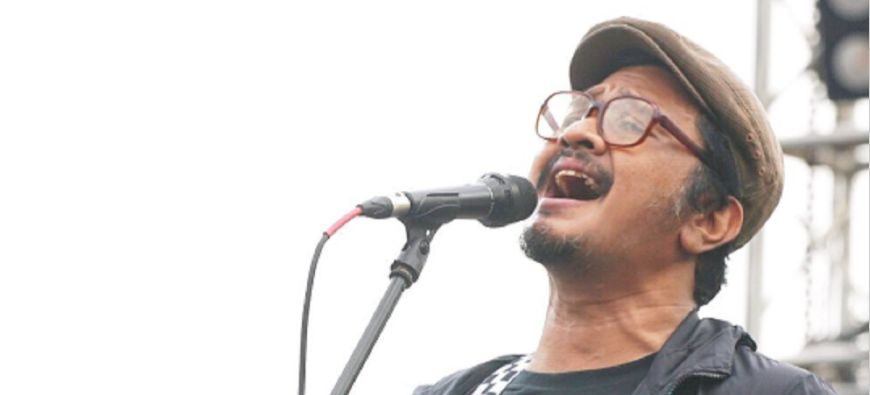 Vokalis Sore Band Ade Paloh Meninggal Dunia