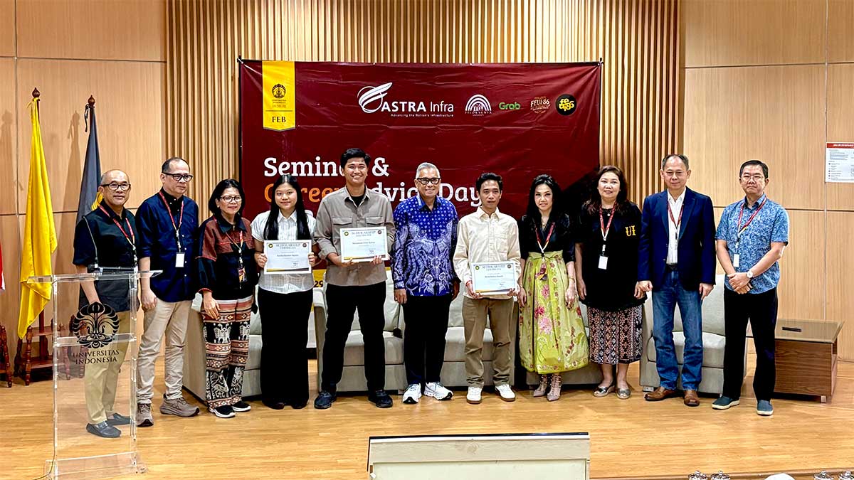 uploads/article/2026/08/alumni-feb-ui-1986-649188b5fa07dd8.jpg
